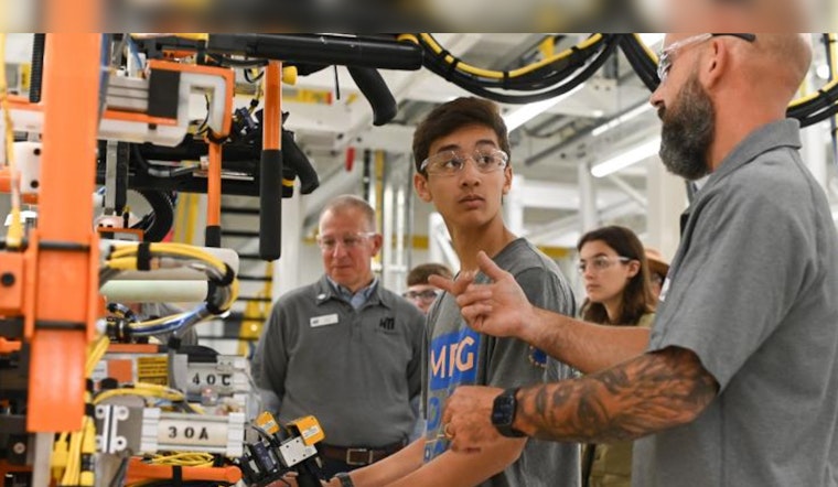 Macomb County Manufacturers Urged to Register for MFG Day Week to Connect with Local Students
