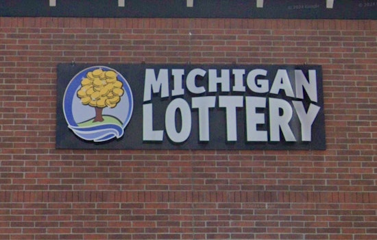 Macomb County Woman Strikes Gold with $1 Million Michigan Lottery Win from Kroger Ticket