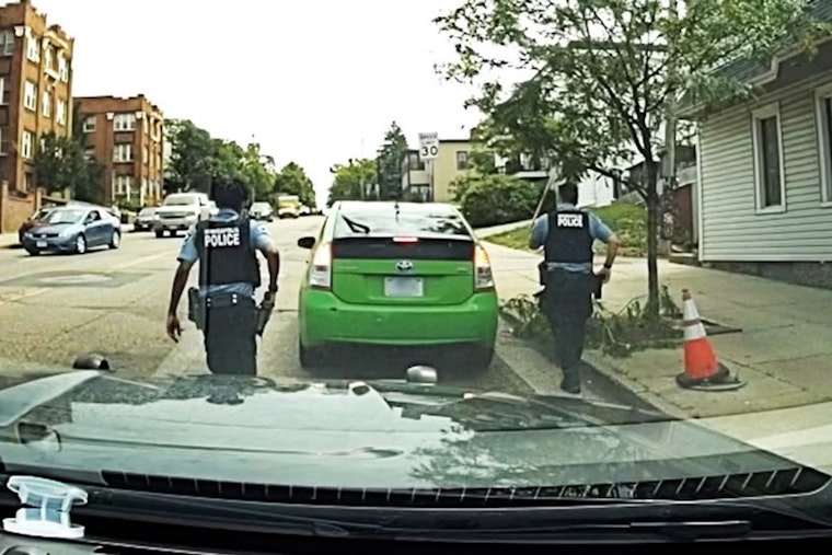 Man Arrested in Minneapolis for Posing as Government Agent on 'Secret Mission' with Stolen License Plate