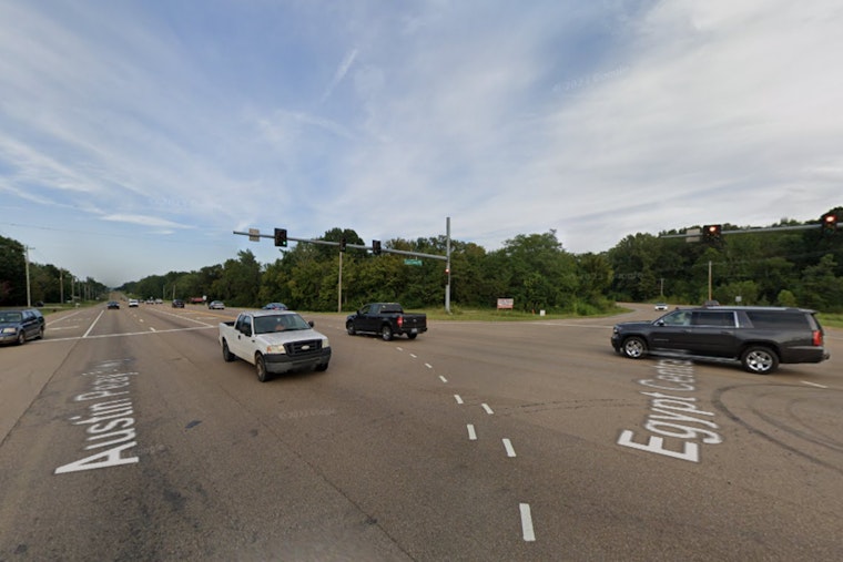 Man Critically Injured in Early Morning Single-Car Crash in Shelby County