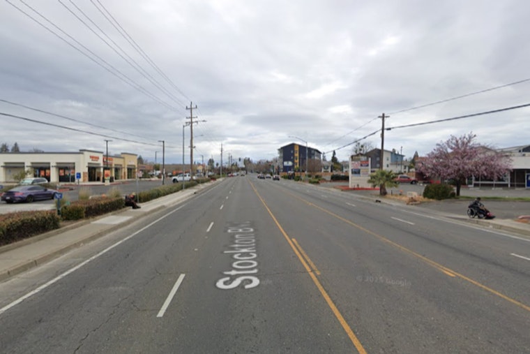 Man Fatally Struck by Vehicle in Sacramento’s Lawrence Park, Police Investigating