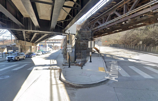 Man Hospitalized Following Early Morning Motorcycle Crash in Pittsburgh's South Side