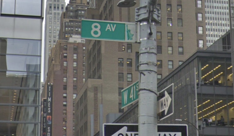 Man Stabbed in Daylight Altercation Near New York's Port Authority as Suspect Remains at Large