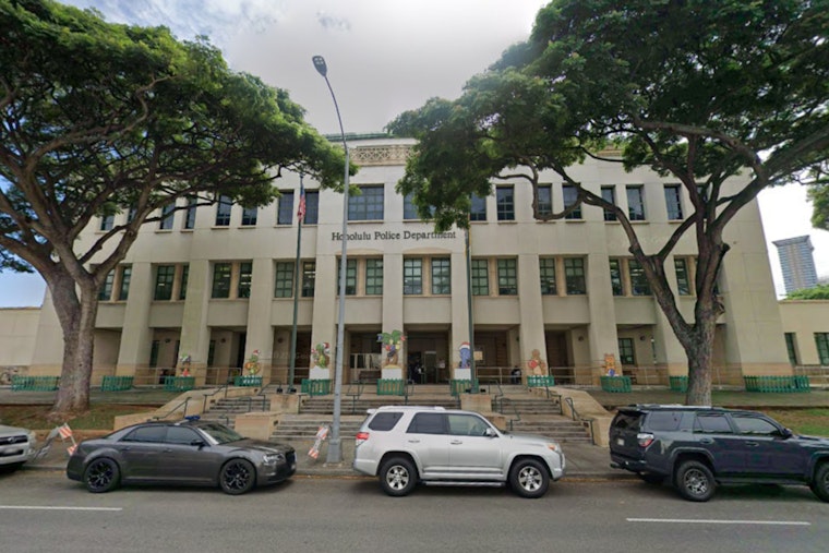 Man Suspected of Arson Apprehended in Waipahu after Moped Traffic Stop, Honolulu Police Report