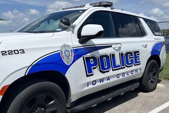 Manhunt Underway in Iowa Colony for Suspect Who Fired at Officer During Traffic Stop