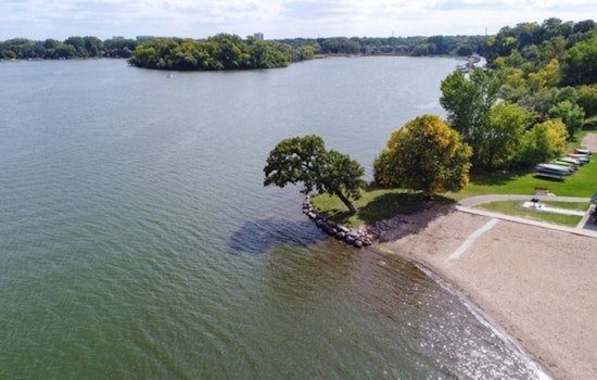 Medicine Lake Boating Restrictions Lifted: Plymouth and Medicine Lake Enthusiasts Hit the Water Again