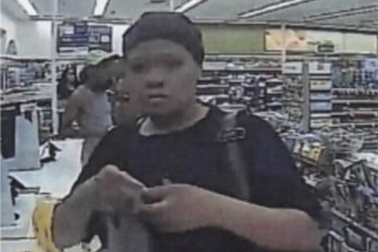Memphis Police Seek Suspect in Credit Card Theft at Canopy Hotel, Victim's ID and Cards Used in $1,525 Fraudulent Spree