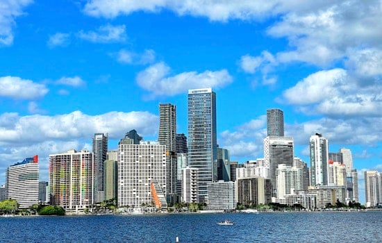 Miami Braces for Weekend of Sun, Scattered Thunderstorms, and Sweltering Heat