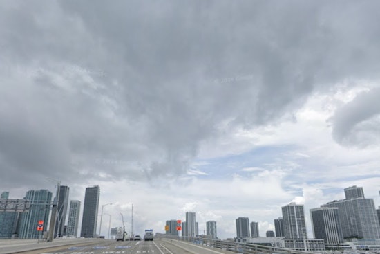 Miami Forecasts a Week of Showers with Brief Sunny Spells Amid Heat Advisory