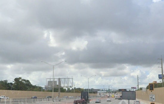 Miami Weather Alert as Showers and Storms Likely with Highs Near 89°F and Rain Chances Continuing into Weekend