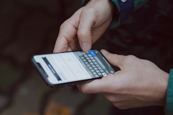 Michigan House Rejects Bill to Limit Student Cellphone Use as Rep. Tisdel Plans Stricter Rewrite