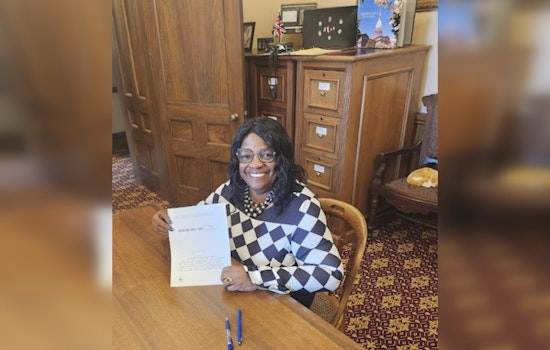 Michigan Rep. Brenda Carter Champions Cursive Writing with New Educational Bill