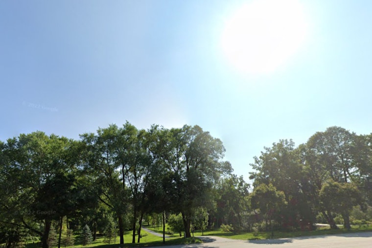 Milwaukee Enjoys Pleasant 81°F High as NWS Forecasts Mostly Sunny Week with Slight Rain Chances