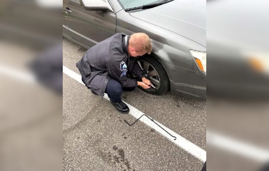 Minneapolis Police Officer's Good Deed Goes Viral: Helps Resident with Flat Tire