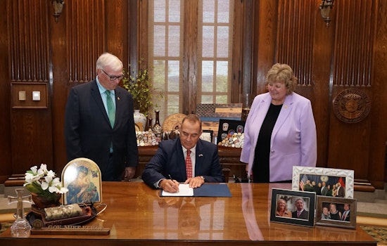Missouri Governor Mike Kehoe Signs Five New Laws Aimed at Advancing Transportation, Cybersecurity, and Local Governance