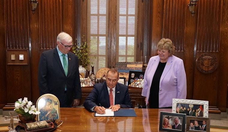 Missouri Governor Mike Kehoe Signs Five New Laws Aimed at Advancing Transportation, Cybersecurity, and Local Governance