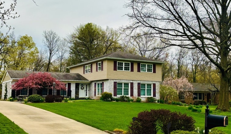 Montgomery Residents Todd and Colleen Valli Clinch Spring 2025 Seasons of Beauty Award for Lush Landscape