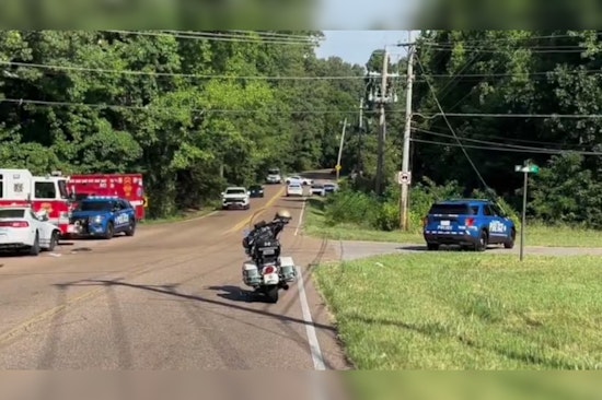 MPD Officer and Two Women Injured in 3-Car Collision at Memphis Intersection