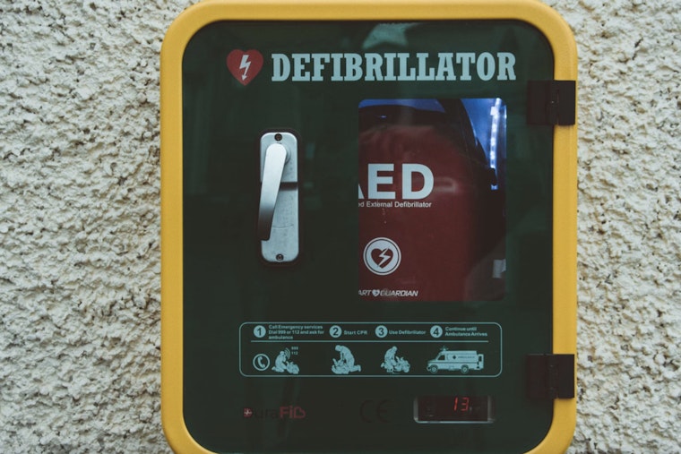 Nassau County Poised to Mandate AEDs in Recreational Areas with "Robbie's Law" After Child's Death in Merrick