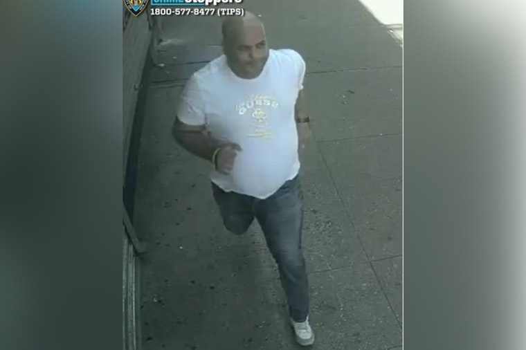 NYPD Seeks Suspect in Brooklyn Grand Larceny Targeting Elderly Woman