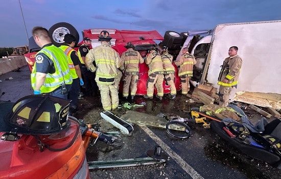 Oklahoma City Firefighters Exhibit Heroism in Complex Dawn Rescue of Semi-Truck Rollover Victims