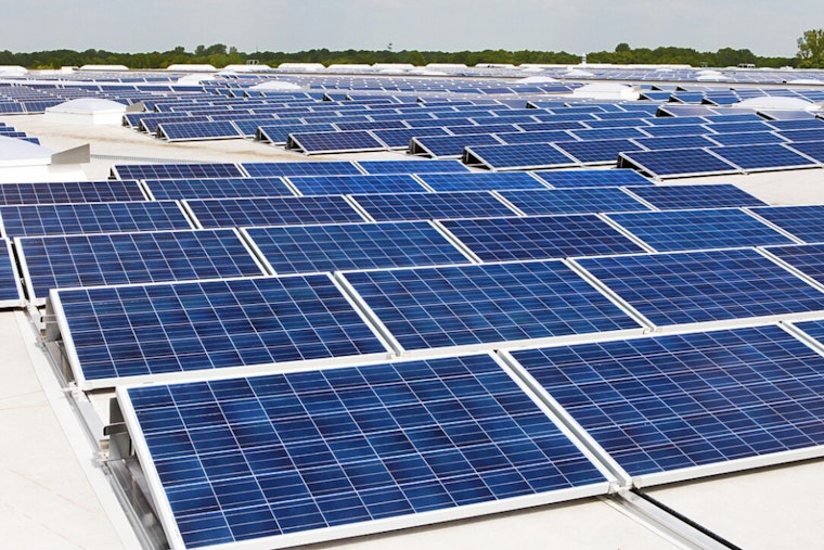 Oregon Advances Clean Energy Resilience as Governor Kotek Enacts Microgrid Technology Legislation