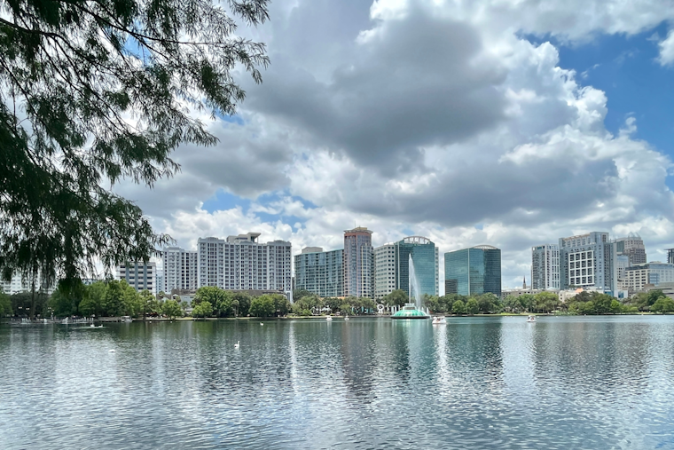 Orlando Braces for Rain and Storms, Wet Week Predicted with Increased Flood Risk and Rip Currents