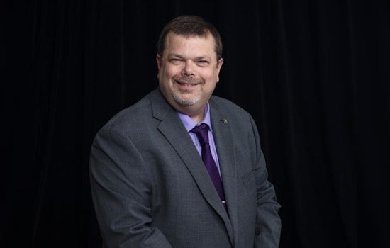 ORNL's Richard Mayes Elected Fellow of American Chemical Society for Groundbreaking Research