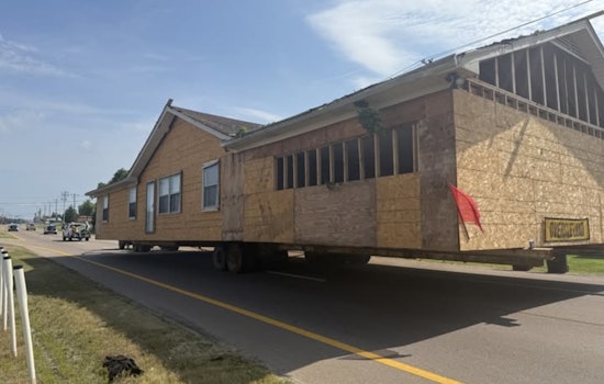 Oversized House Move Slows Traffic in Murfreesboro, Police Urge Caution