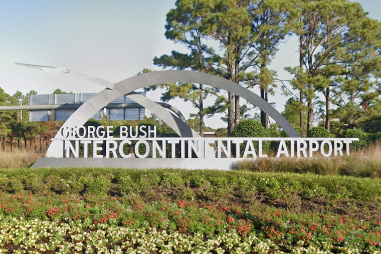 Palestinian Son Reunited With Father in Houston After Nine-Day Detainment at Bush Intercontinental Airport