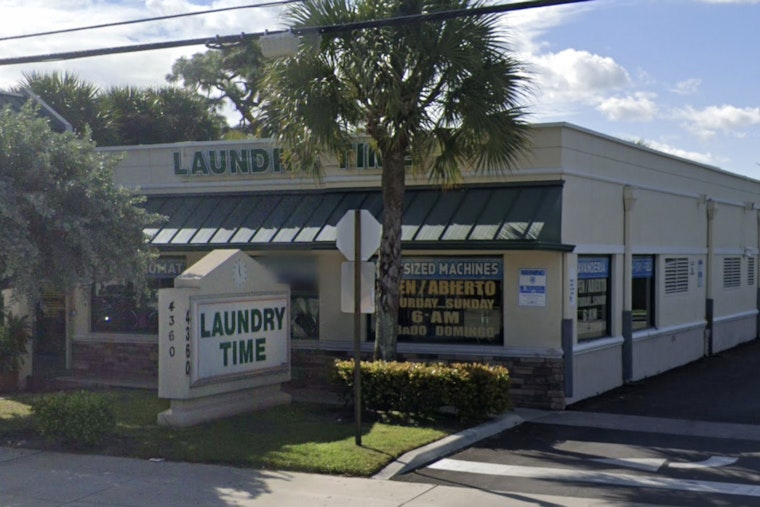 Palm Springs Police Investigating After Man Found Dead at Local Laundromat on Lake Worth Road