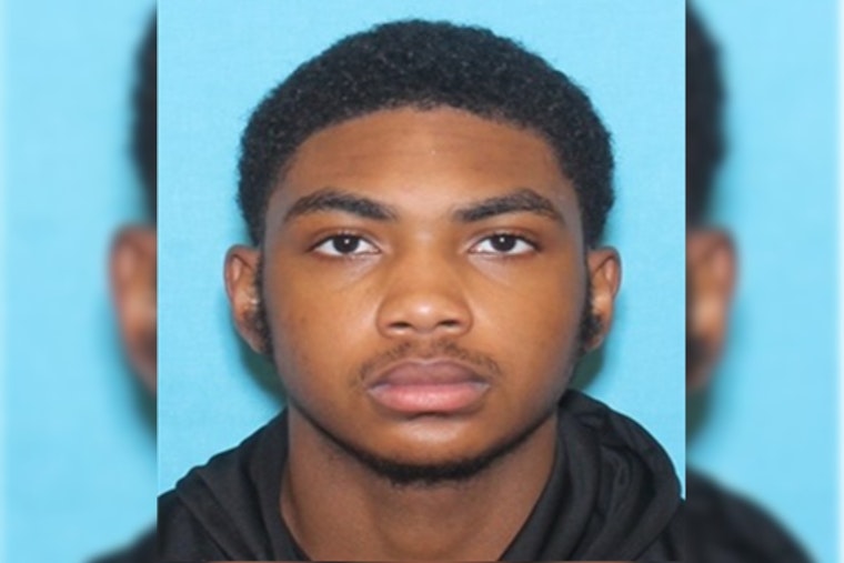 Philadelphia Police and U.S. Marshals Seek Public's Aid to Locate Suspect Nino DaSilvio in 7elements Lounge Shooting