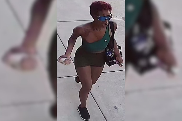 Philadelphia Police Seek Help Identifying Suspect in Robbery of 81-Year-Old Woman on Pine St.