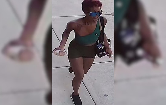 Philadelphia Police Seek Help Identifying Suspect in Robbery of 81-Year-Old Woman on Pine St.