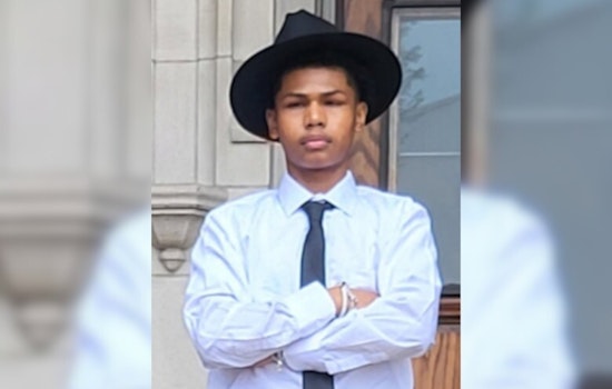 Philadelphia Police Seek Public's Help to Find Missing 15-Year-Old Altrevon Parker