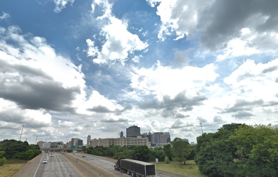 Pleasant 81°F and Blustery in Detroit Today, with Weekend Thunderstorms Expected