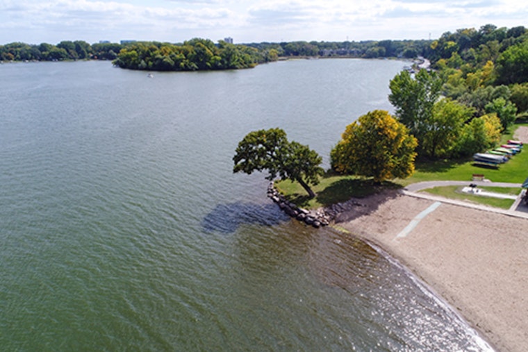 Plymouth Imposes "Slow - No Wake" Rule on Medicine Lake to Protect Shoreline Amid High Water Levels