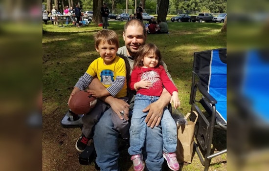Port Orchard Community Mourns as Father and Daughter Die in Devastating House Fire