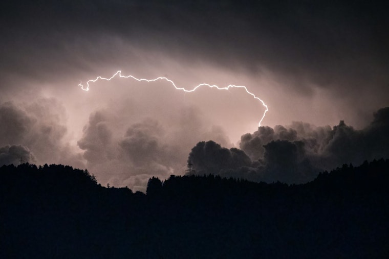 Raleigh Braces for Severe Weather as NWS Warns of Storms, Heat, and Possible Flooding in Central North Carolina