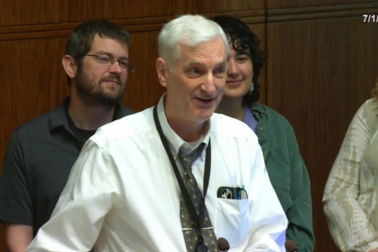 Ramsey County Board of Commissioners Pays Tribute to Longtime Library Advocate Chuck Wettergren for Pioneering Digital Equity