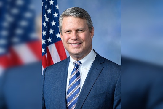 Rep. Bill Huizenga Decides Against 2026 Michigan Senate Run, Citing Family and Consultation with Trump