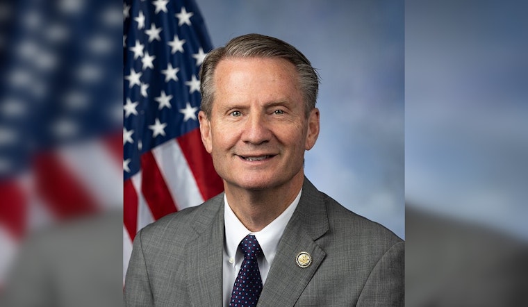 Rep. Tim Burchett Persists with Duties Despite Broken Rib from Horse Kick on Tennessee Farm