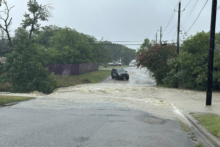 Road Closures in Farmers Branch Creek Area as Rising Waters Impact White Settlement