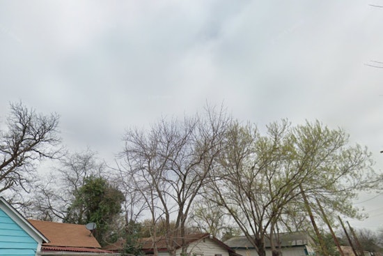 San Antonio Braces for Showers and Thunderstorms with Mixed Weather Forecast