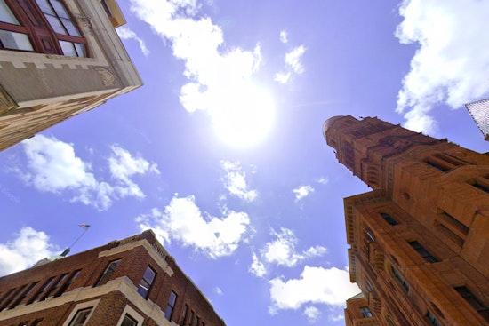 San Antonio Scorched by Summer Heat as Temperatures Soar to Upper 90s