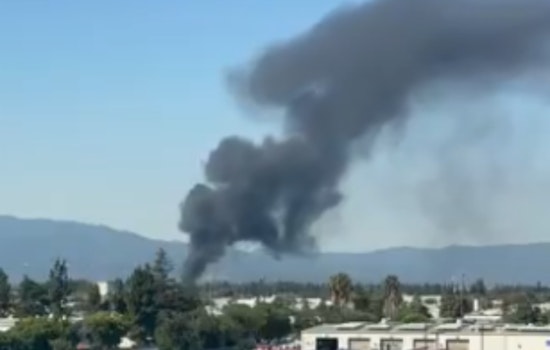 San José Firefighters Battle Blaze at Local Recycling Facility, No Injuries Reported