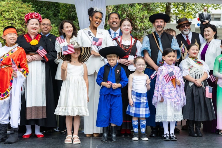 Seattle Embraces Diversity Over 500 New Citizens Usher in America's 249th at Heartwarming Naturalization Ceremony