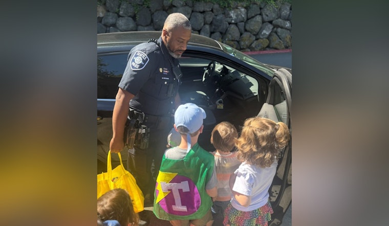 Seattle Police Engage with Kids at Local School Summer Camp for 'Community Helpers' Week