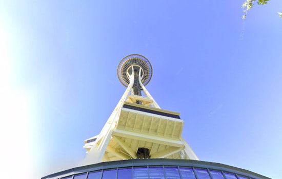 Seattle Welcomes Sunny Skies and Warm Temperatures as Evening Brings Clouds and Light Winds