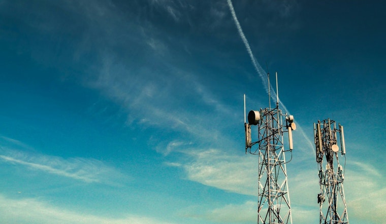 Senate Demands Unclassified Report on U.S. Phone Network Flaws Amid National Security Fears